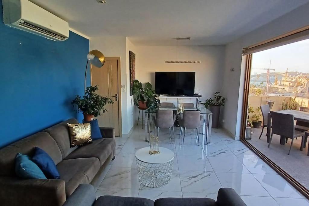 The View Penthouse Apartment Cospicua ภายนอก รูปภาพ