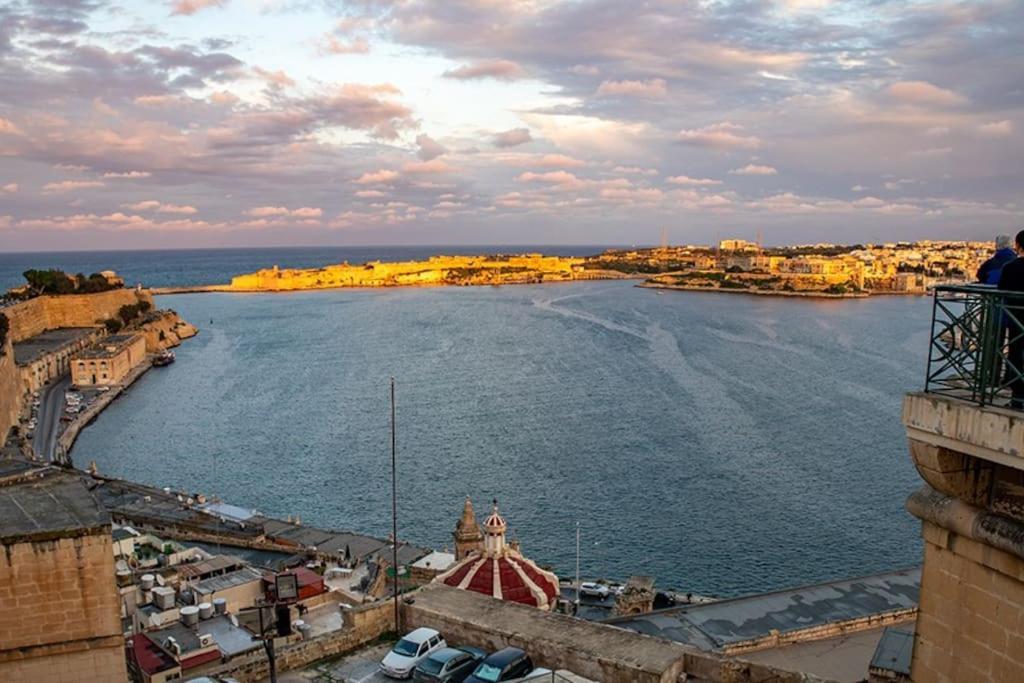 The View Penthouse Apartment Cospicua ภายนอก รูปภาพ